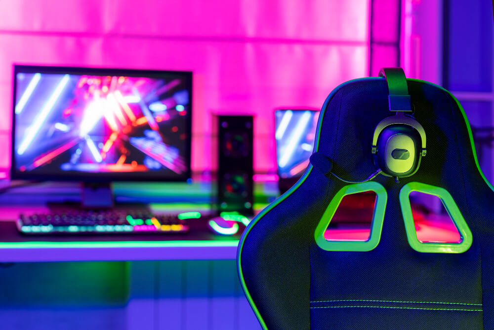 Gaming dator setup med RGB-belysning